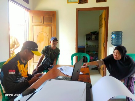 Album : PEMBAGIAN INSENTIF HONOR